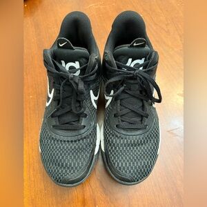 Men’s Nike KD Trey 5 IX Basketball Sneakers 7.5